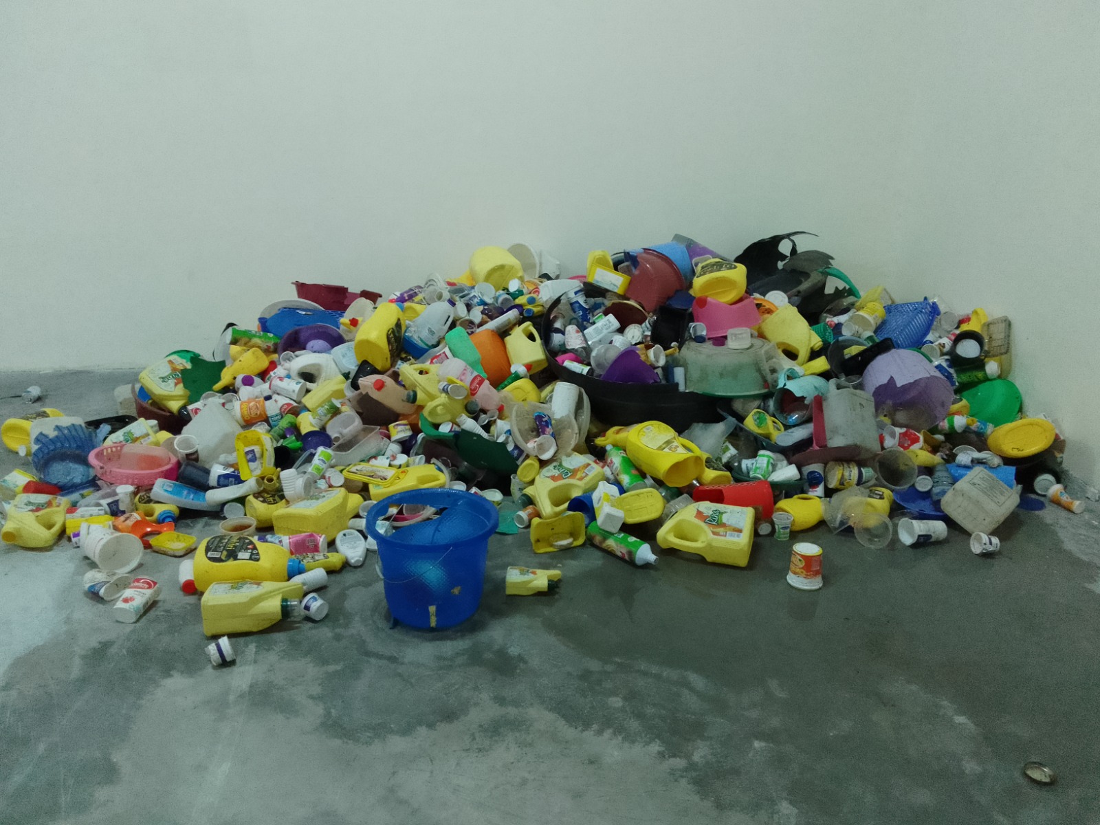 4. Offloaded plastics ready for pre-sorting